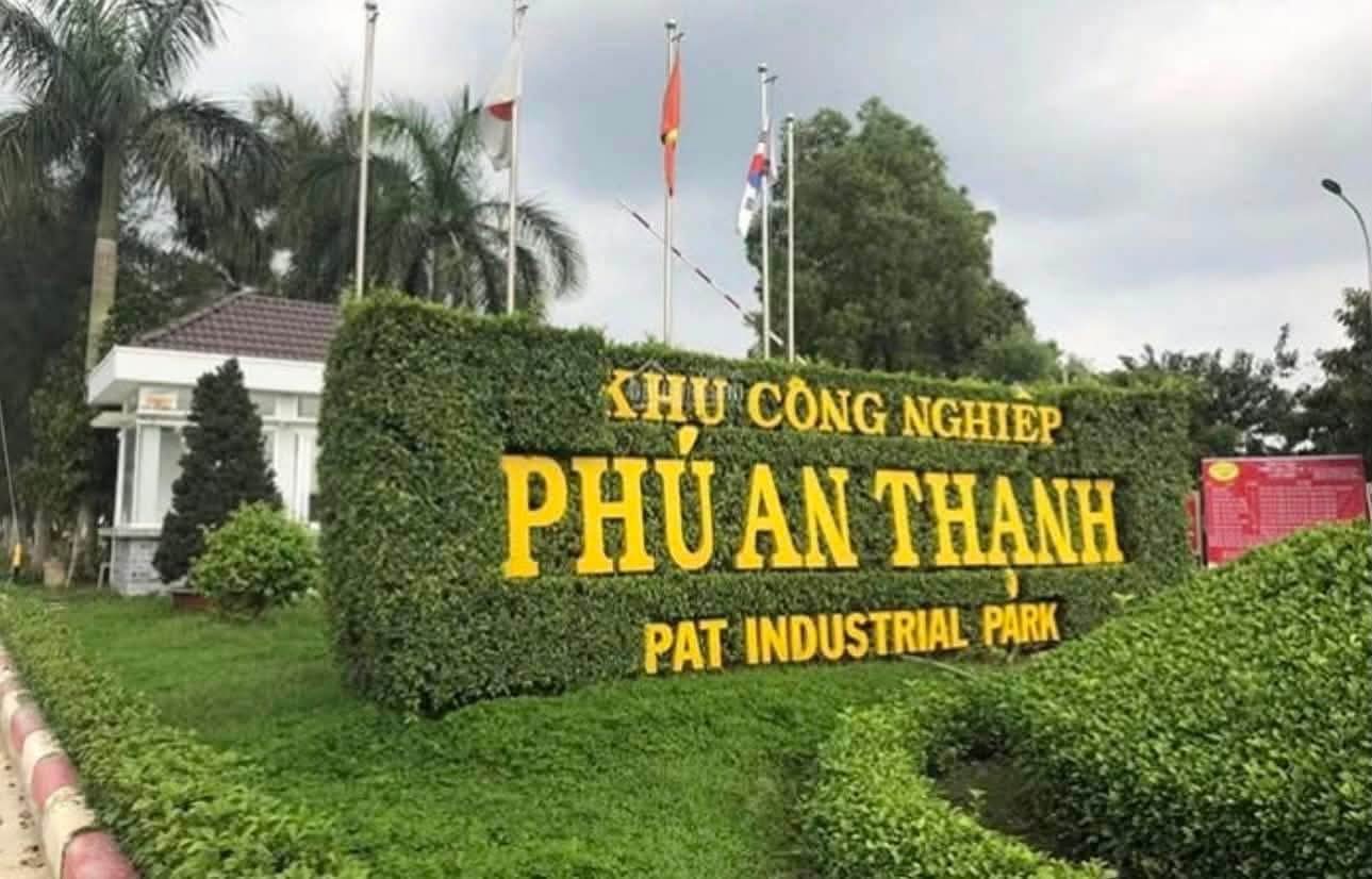 GIẢM SÂU 15 TỶ _ BÁN XƯỞNG 6000M2 –2MT_ TRONG KCN, BẾN LỨC, LONG AN